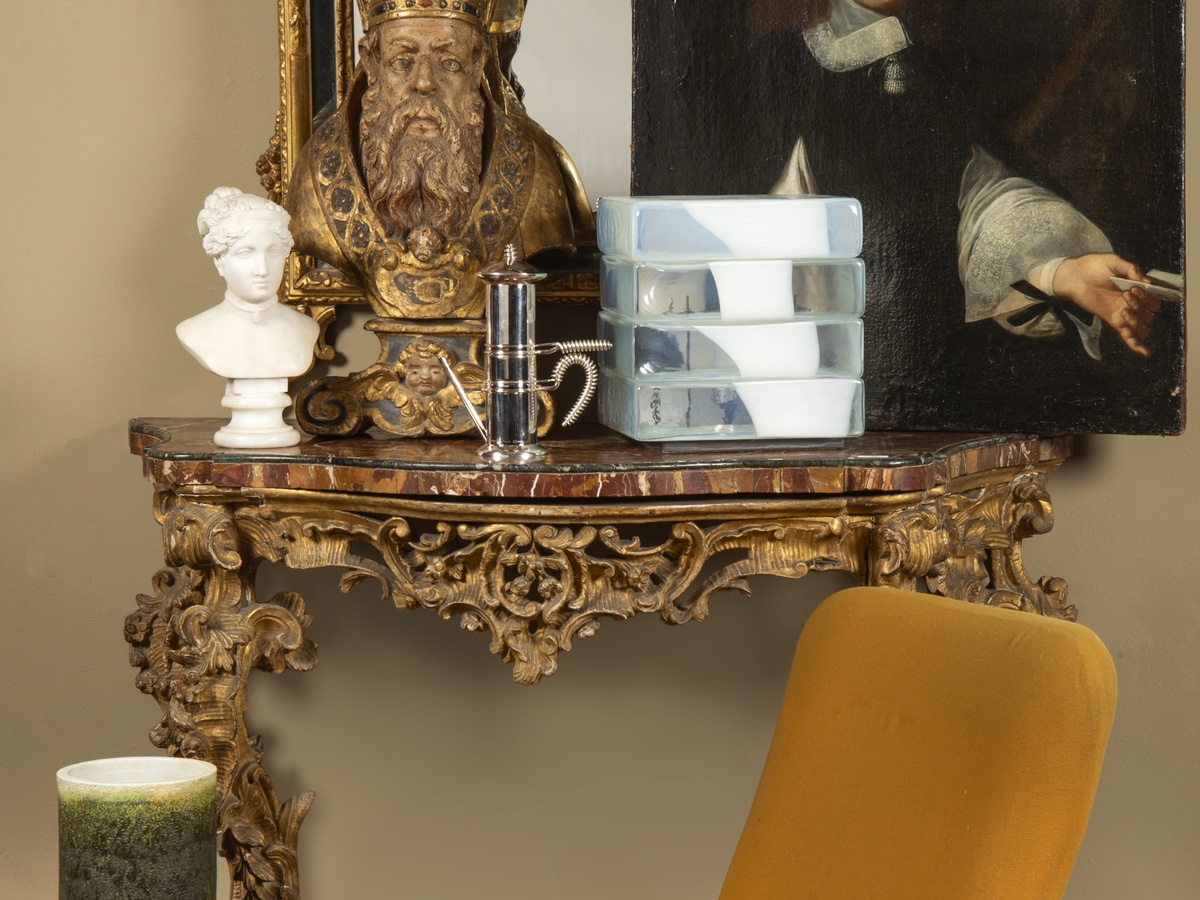 Mobili, arredi, dipinti e oggetti d'arte